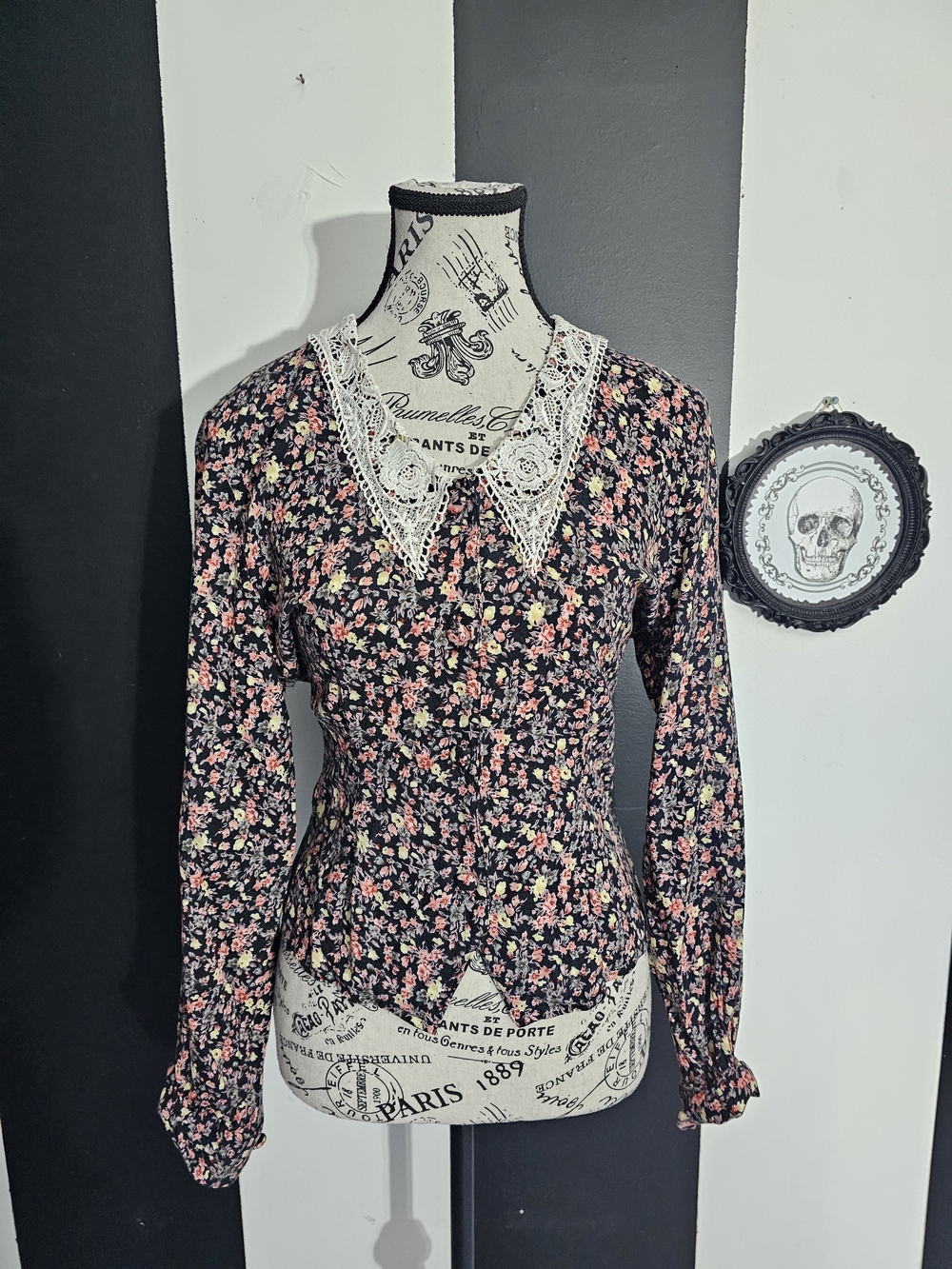 Vintage Black Floral Blouse with White Lace Collar